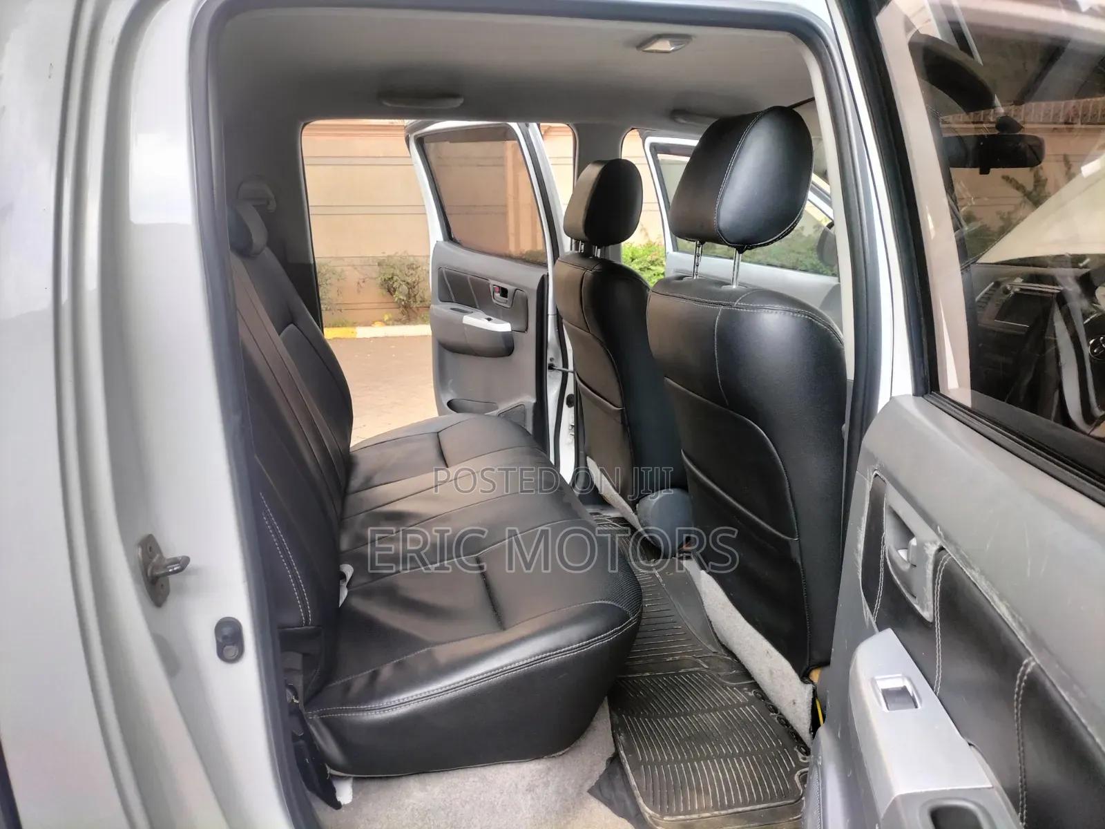 Toyota Hilux 2016 White