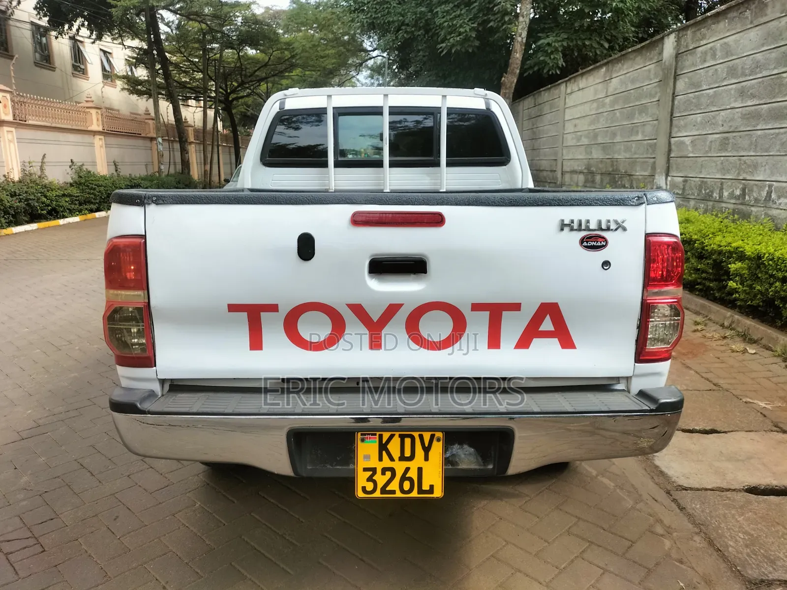 Toyota Hilux 2016 White