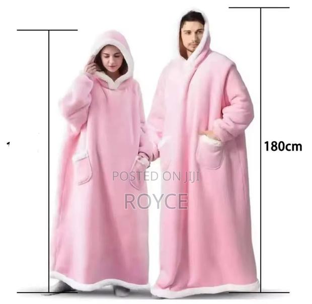 Unisex Wearable Blanket - thumbnail 2