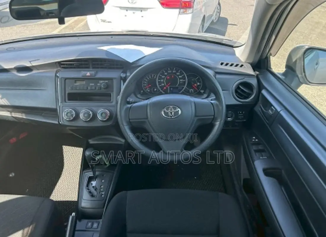 Toyota Axio 1.5 G 2WD 2020 Silver