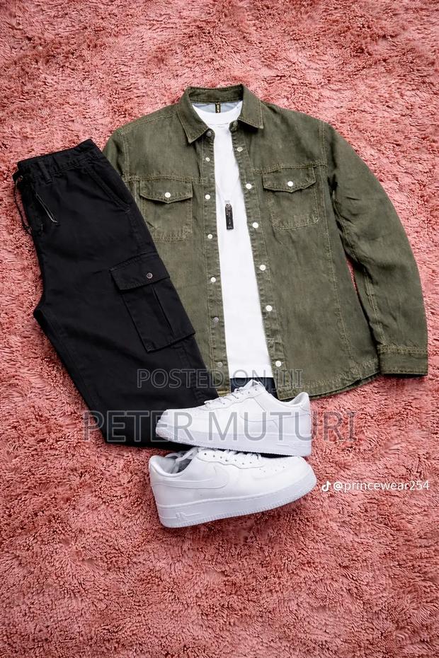 Men and Women Outfits - thumbnail 3