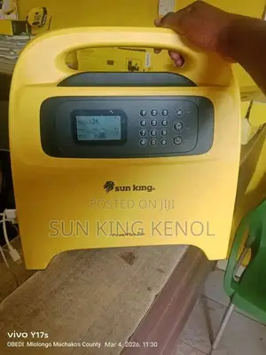 Sunking Power Play Pro Battery Inverter and Solar Panel