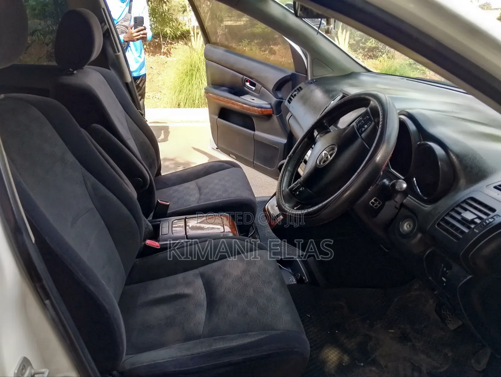 Toyota Harrier 2012 White