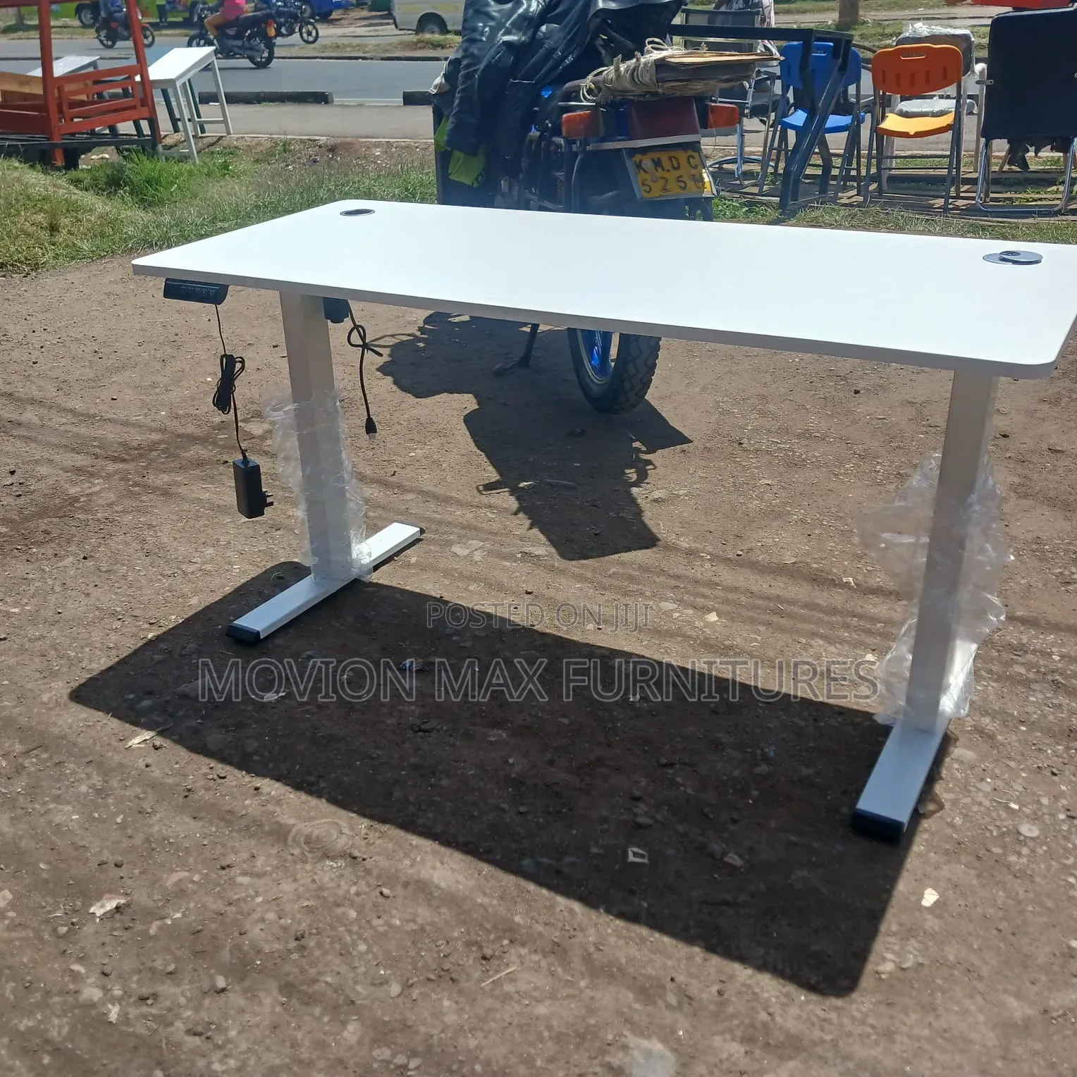 1.4m Motorised Adjustable Electric Table