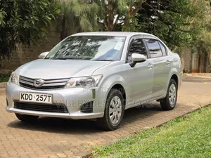 Toyota Axio 2014 Silver