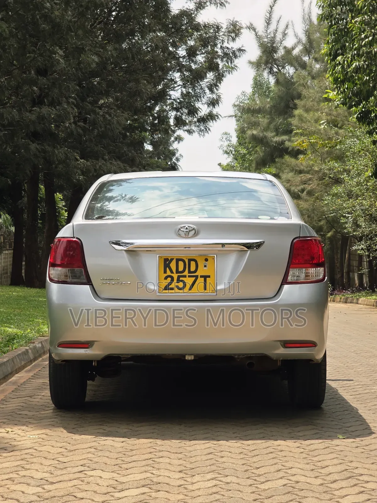 Toyota Axio 2014 Silver