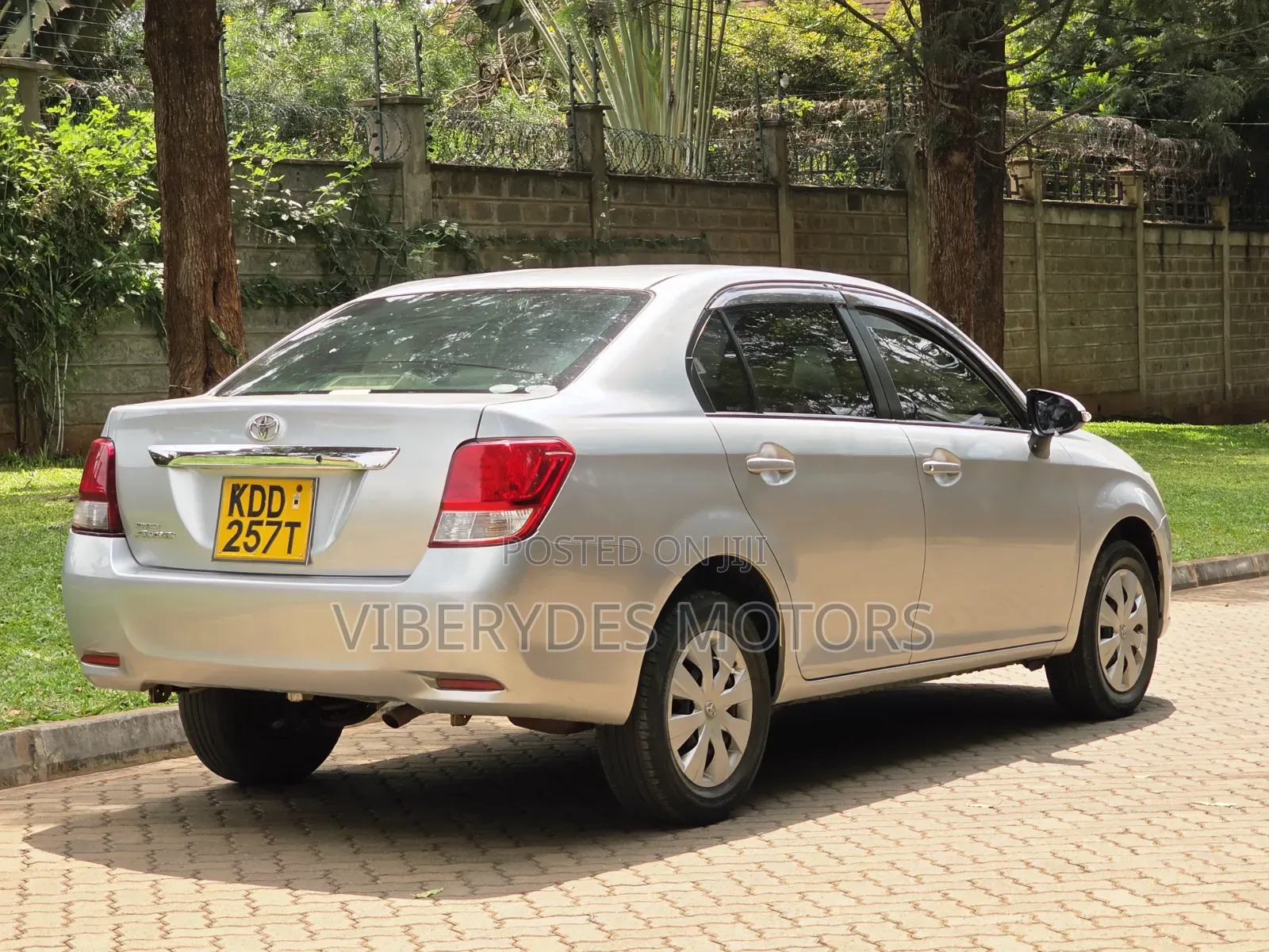 Toyota Axio 2014 Silver
