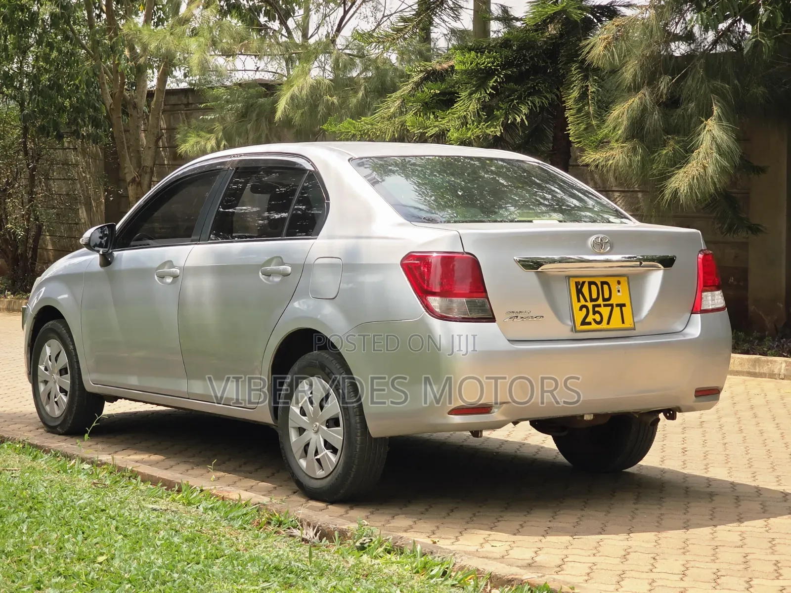 Toyota Axio 2014 Silver