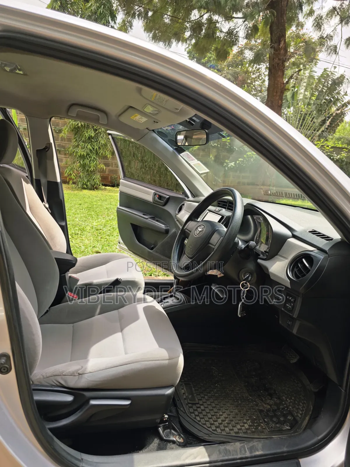 Toyota Axio 2014 Silver