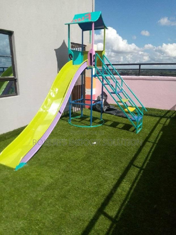Safe for Kids Grass Carpet