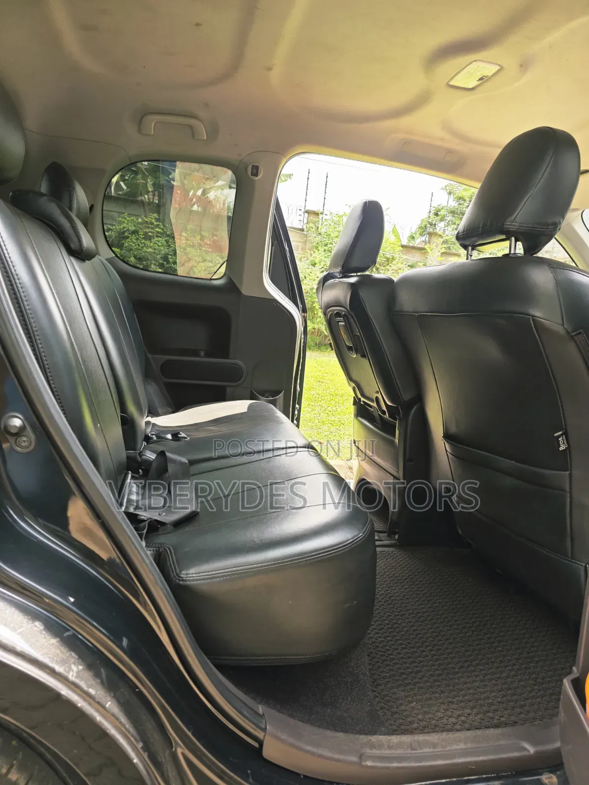 Toyota Spade 2014