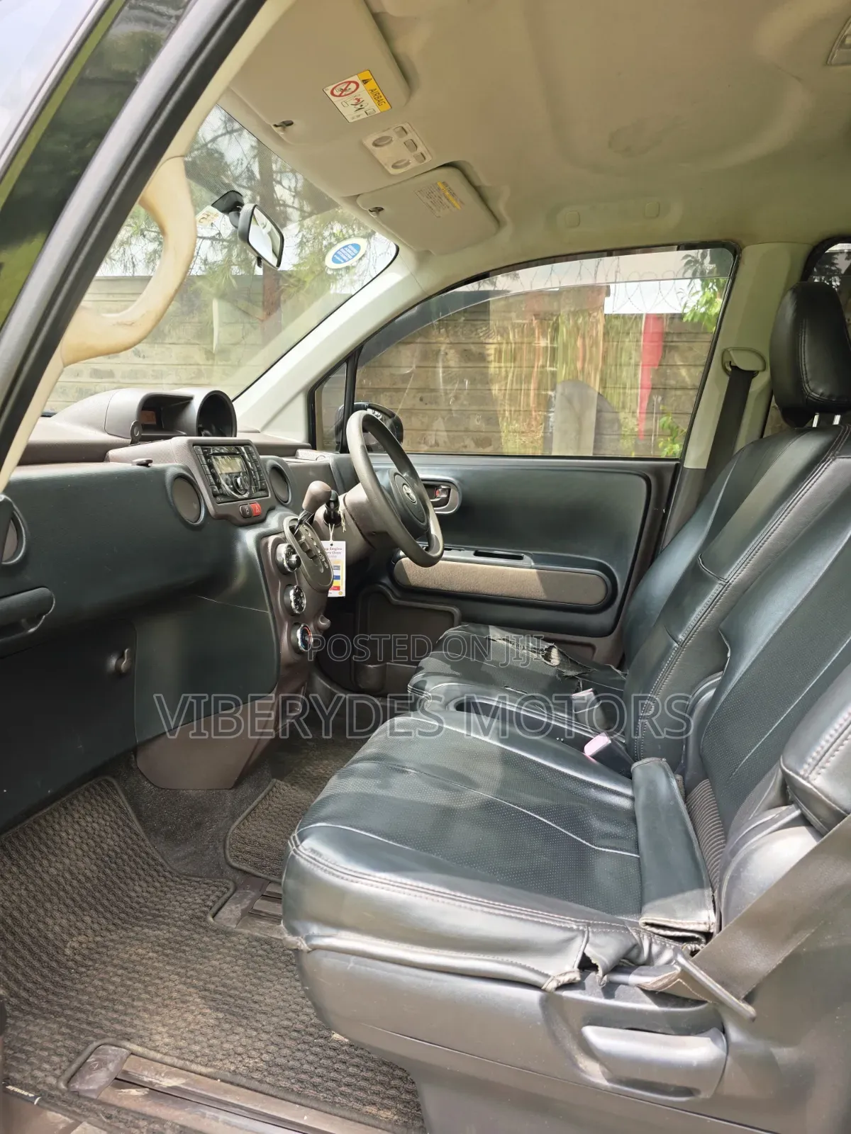 Toyota Spade 2014
