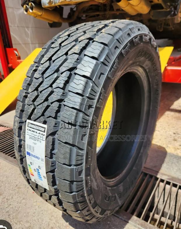 285/65r18 Bridgestone a/T