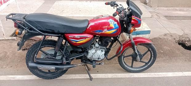 Bajaj Boxer 150 UG 2022 Red