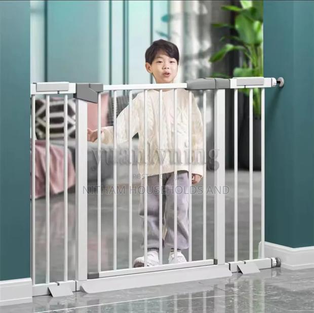 Baby/Pet Protective Gate - main view