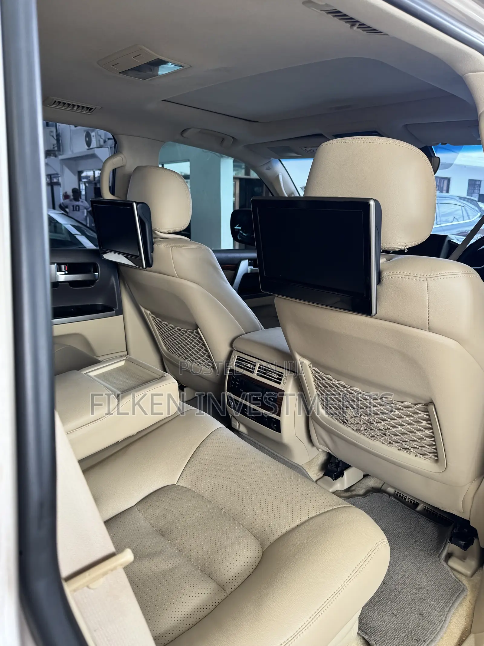 Toyota Land Cruiser 5.7 V8 VXR 2018 Gold