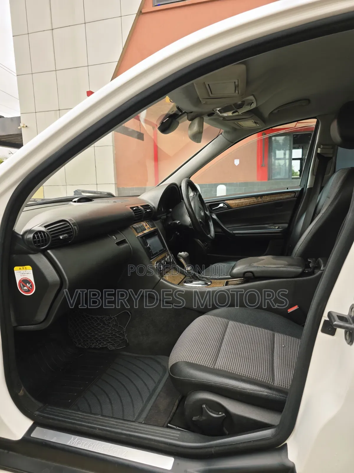 Mercedes-Benz C230 2005 White