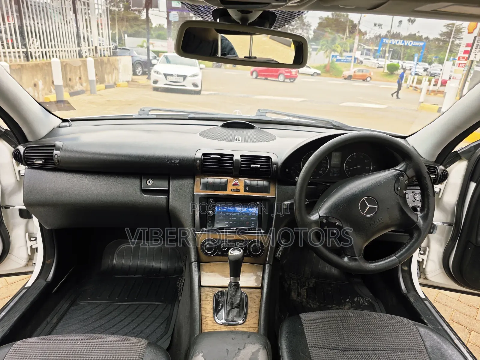 Mercedes-Benz C230 2005 White