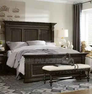 Antique Bed: Mahogany King Bed With Nightstands