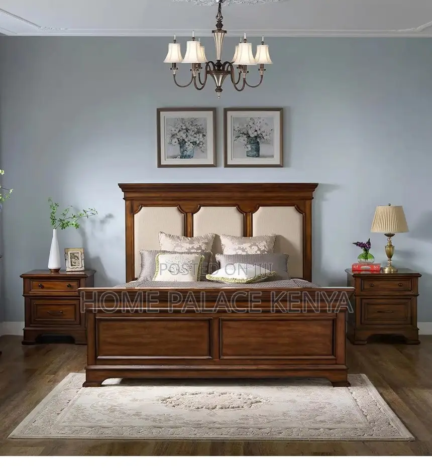 Antique Bed: Mahogany King Bed With Nightstands