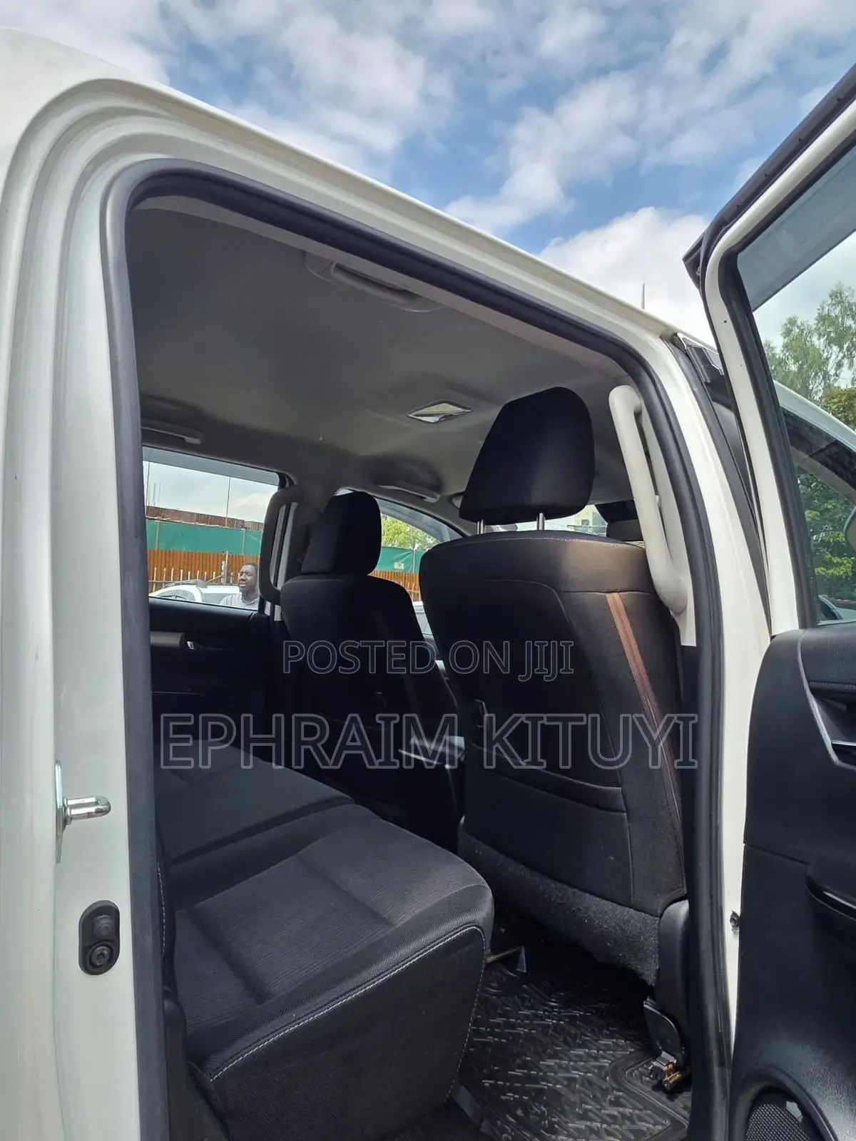 Toyota Hilux 2019 White