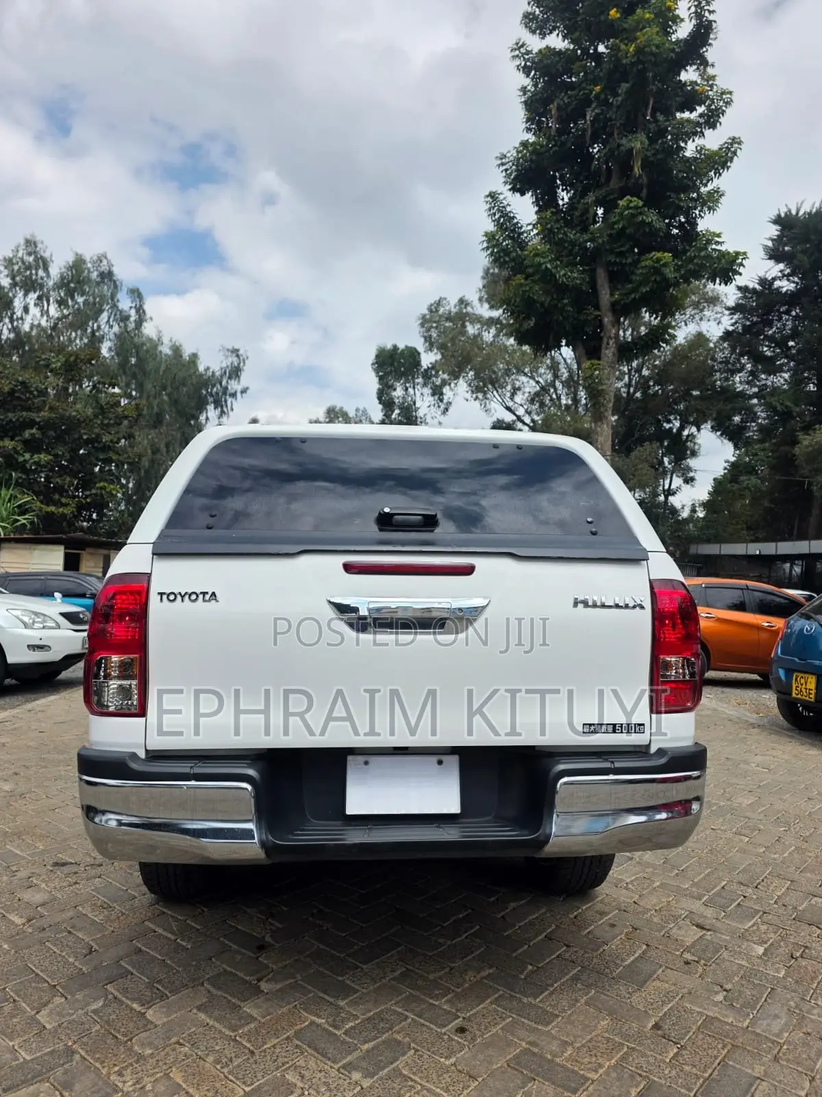 Toyota Hilux 2019 White