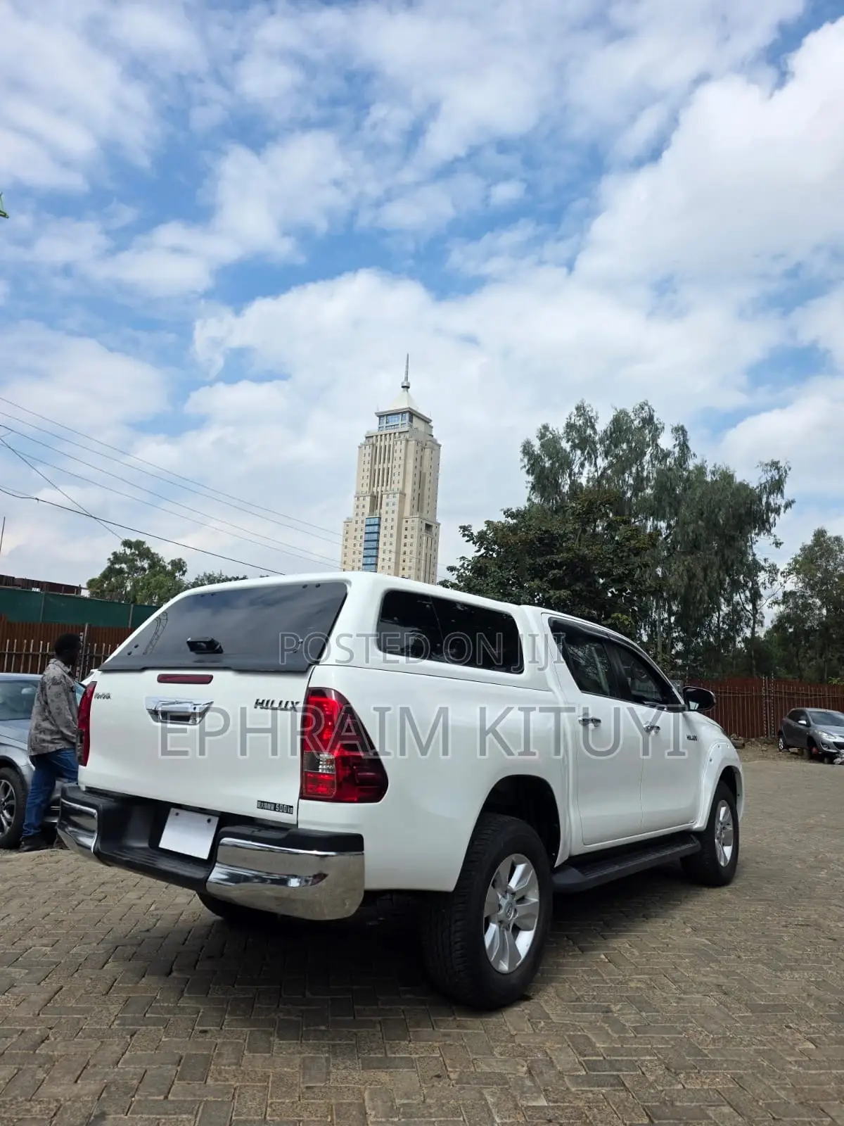 Toyota Hilux 2019 White
