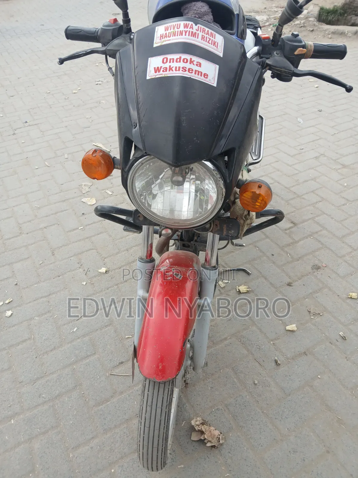 TVS HLX Plus ES 2020 Red