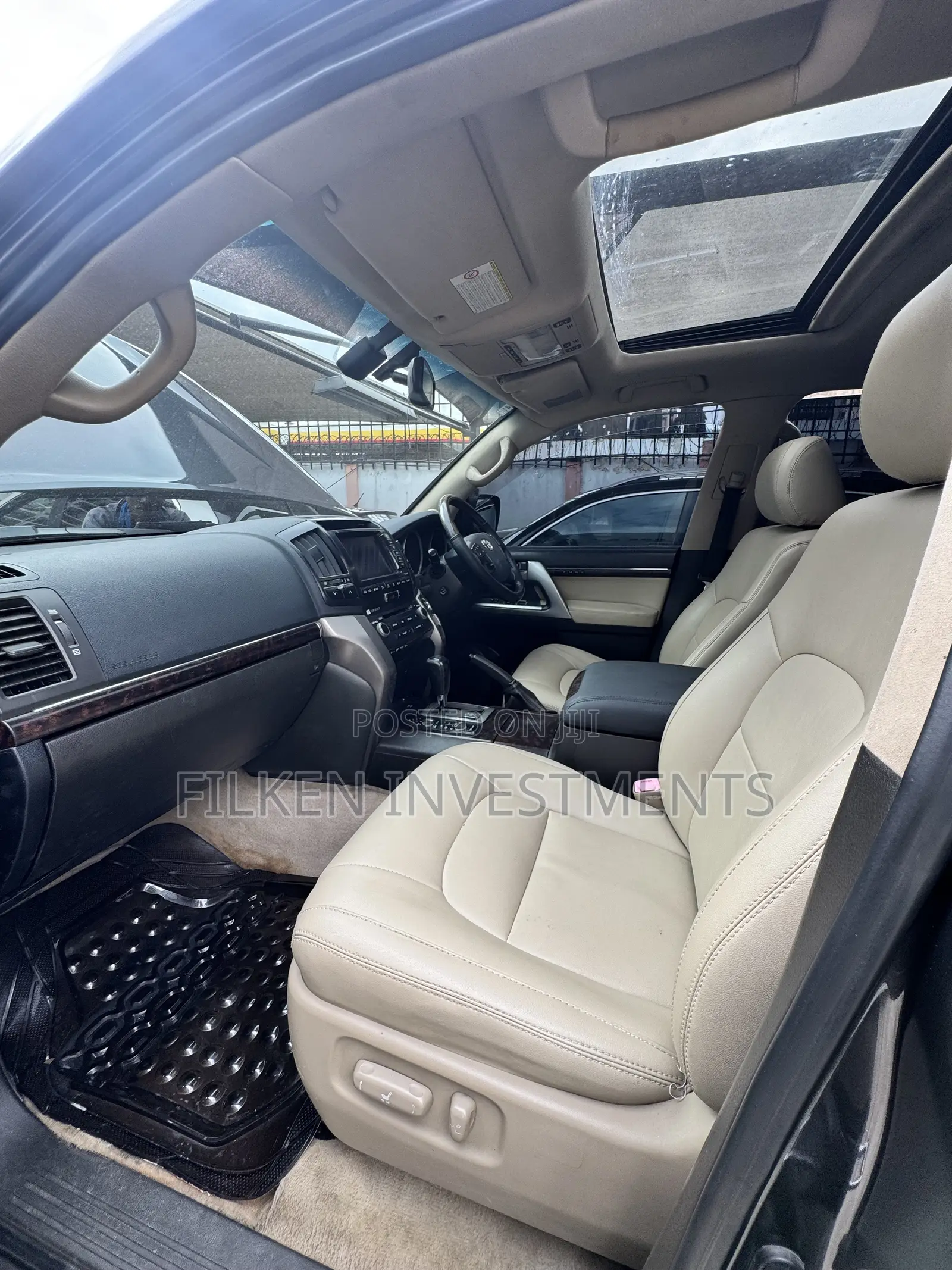 Toyota Land Cruiser 2014 Gray