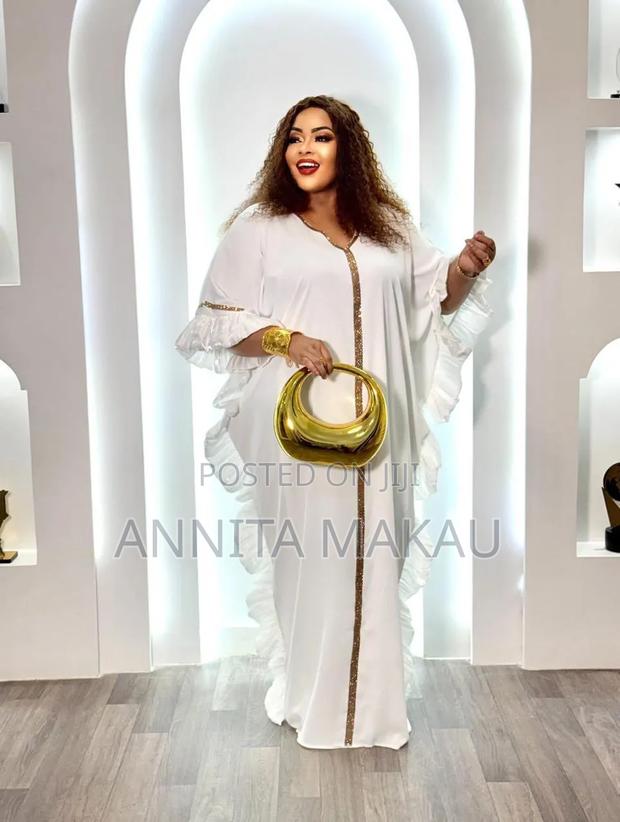 Ladies Clothes and Handbags - thumbnail 10