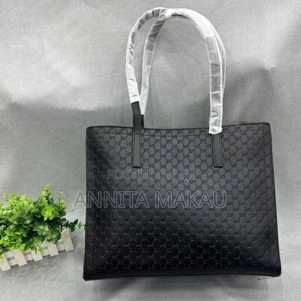 Ladies Clothes and Handbags - thumbnail 15