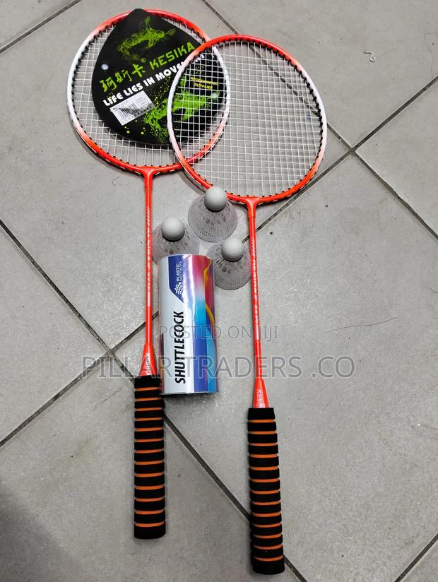 Badminton Racket Set