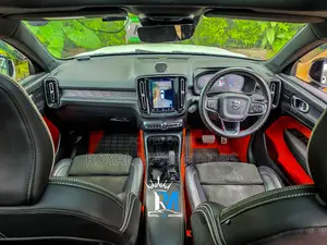 Volvo XC40 2020 White