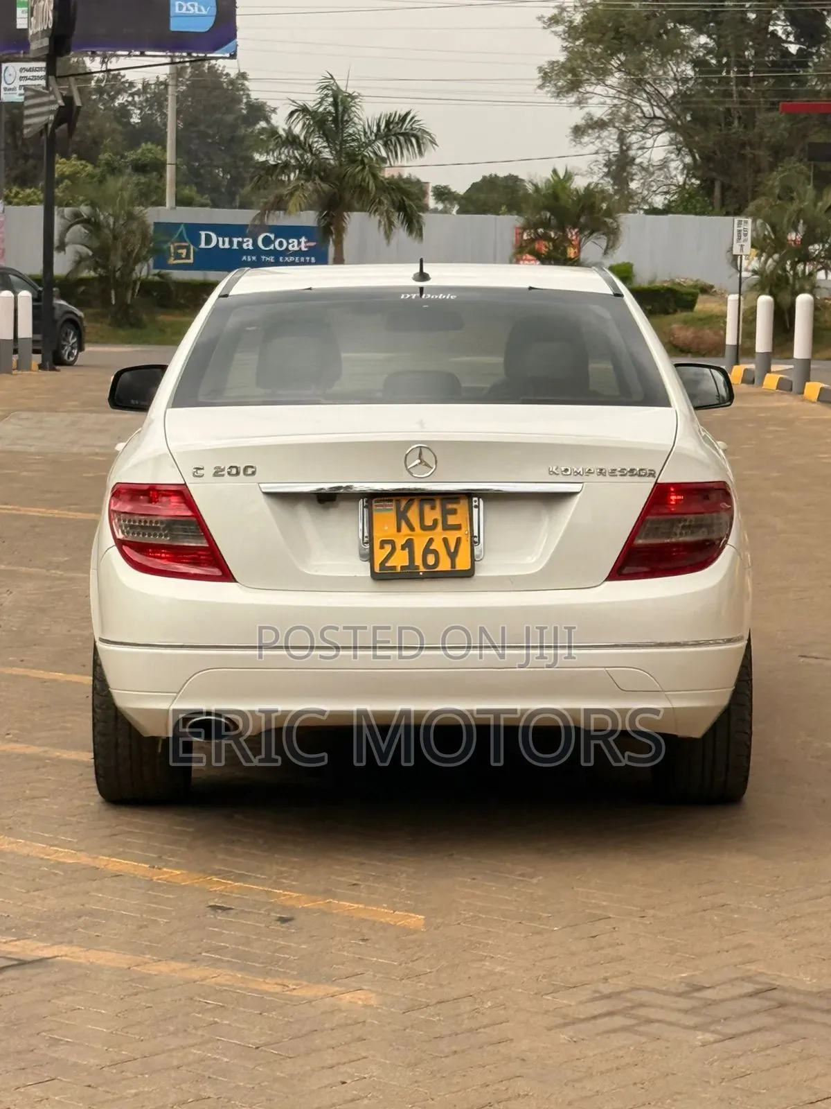 Mercedes-Benz C200 2008 White