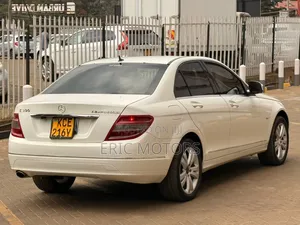 Mercedes-Benz C200 2008 White