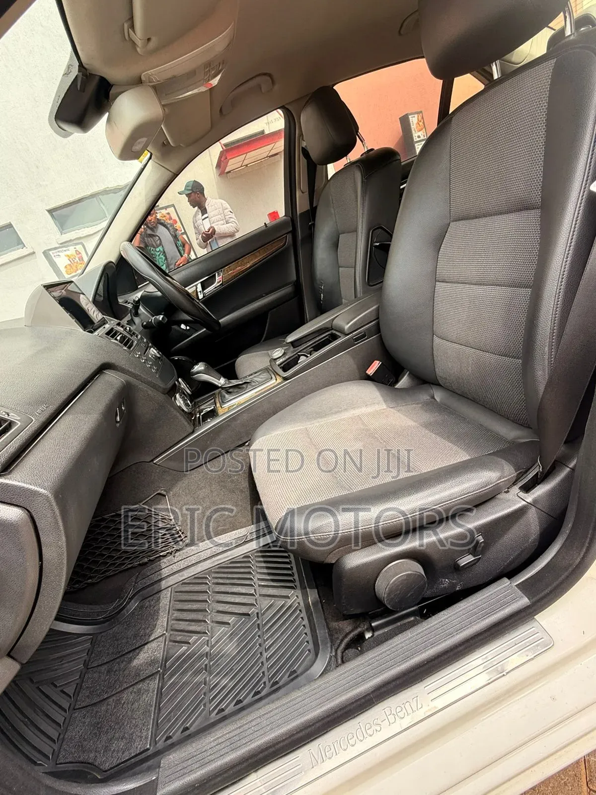 Mercedes-Benz C200 2008 White