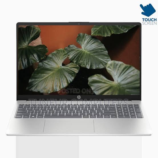 New Laptop HP 16GB Intel Core 5 SSD 512GB - main view