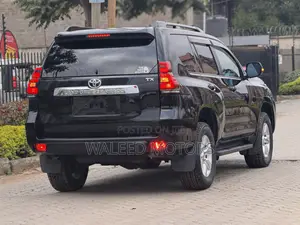 Toyota Land Cruiser Prado 2.8 2021 Black