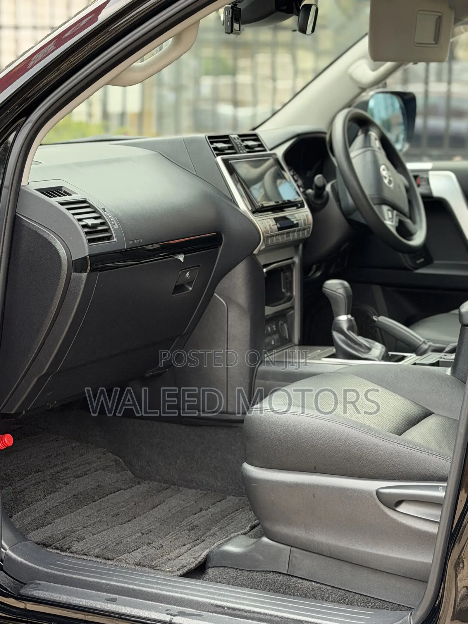 Toyota Land Cruiser Prado 2.8 2021 Black