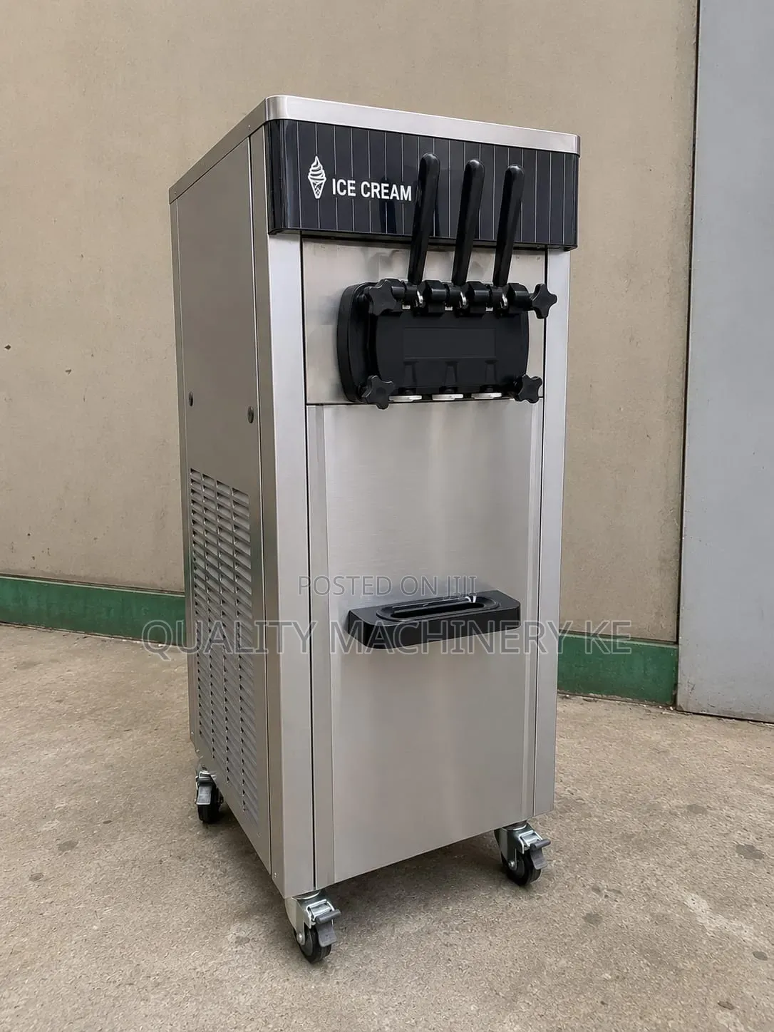 Classic Commercial Ice Cream Machine