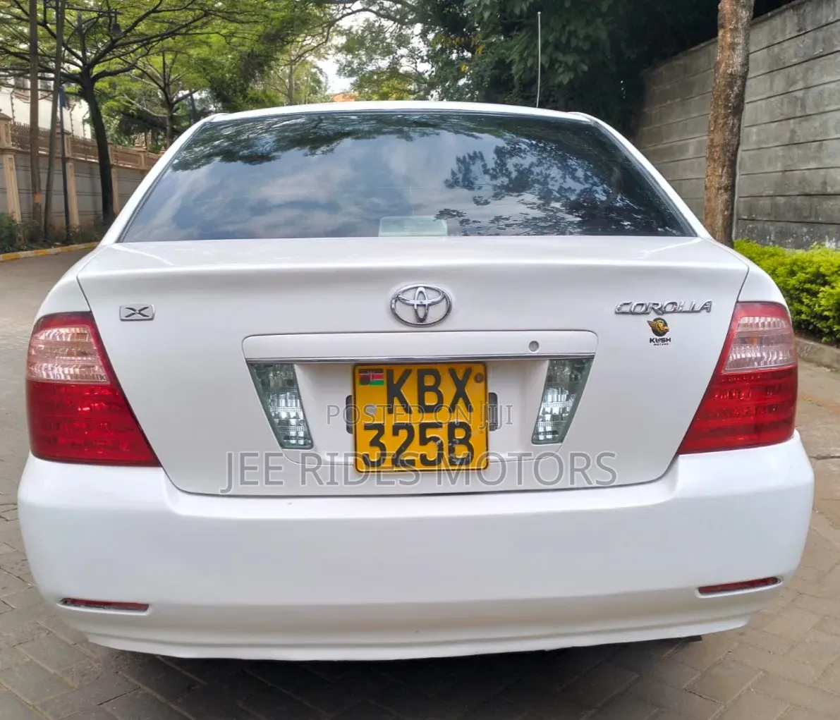 Toyota Corolla 2006 White