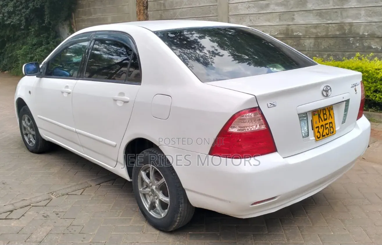 Toyota Corolla 2006 White