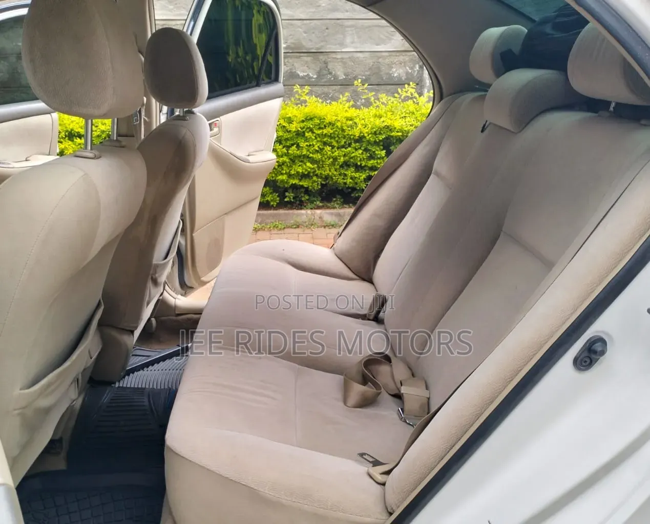 Toyota Corolla 2006 White