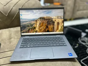 Laptop Dell Latitude 7420 32GB Intel Core i7 SSD 256GB