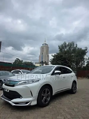 Toyota Harrier 2018 White