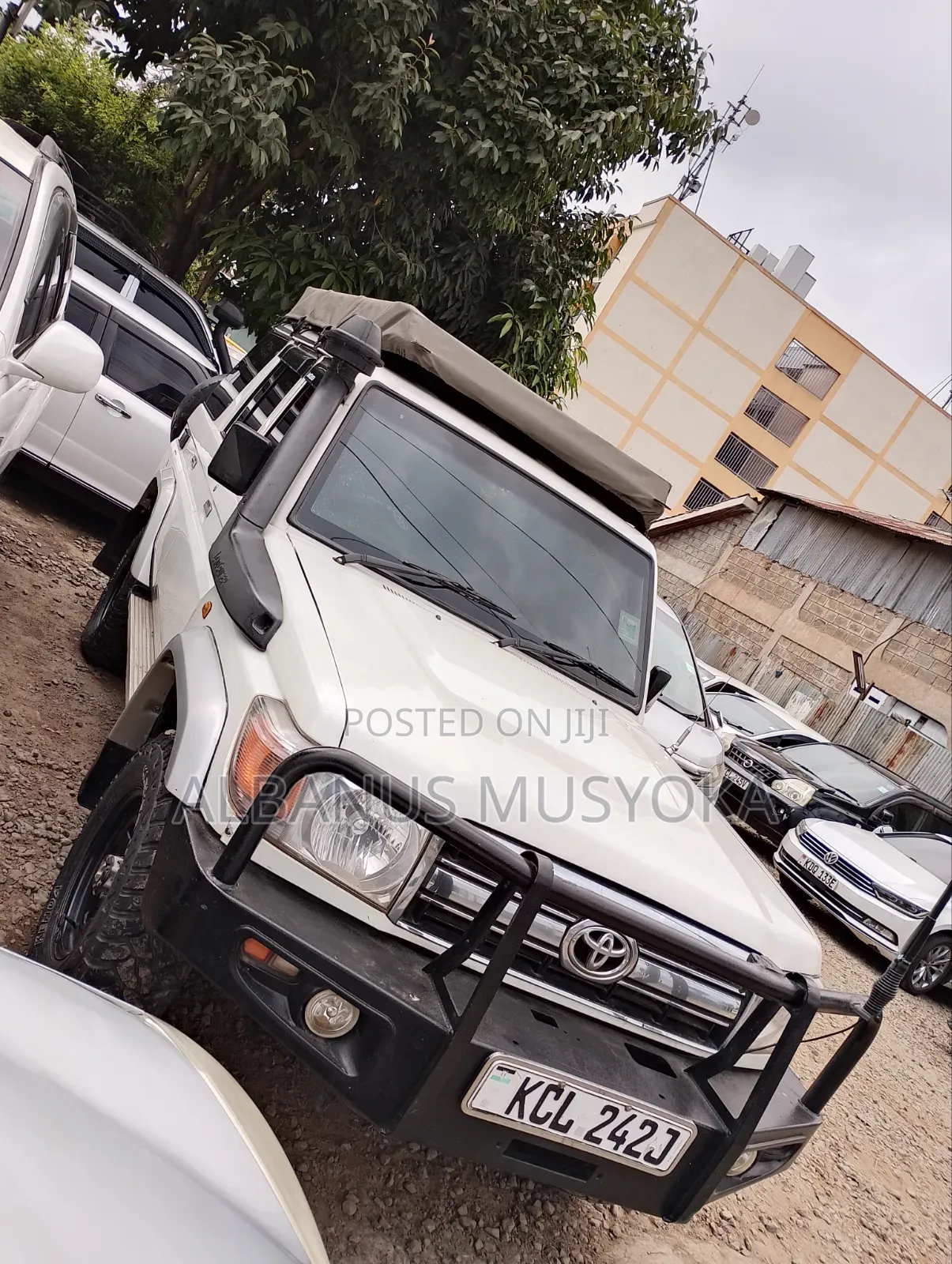 Toyota Land Cruiser 2012 White