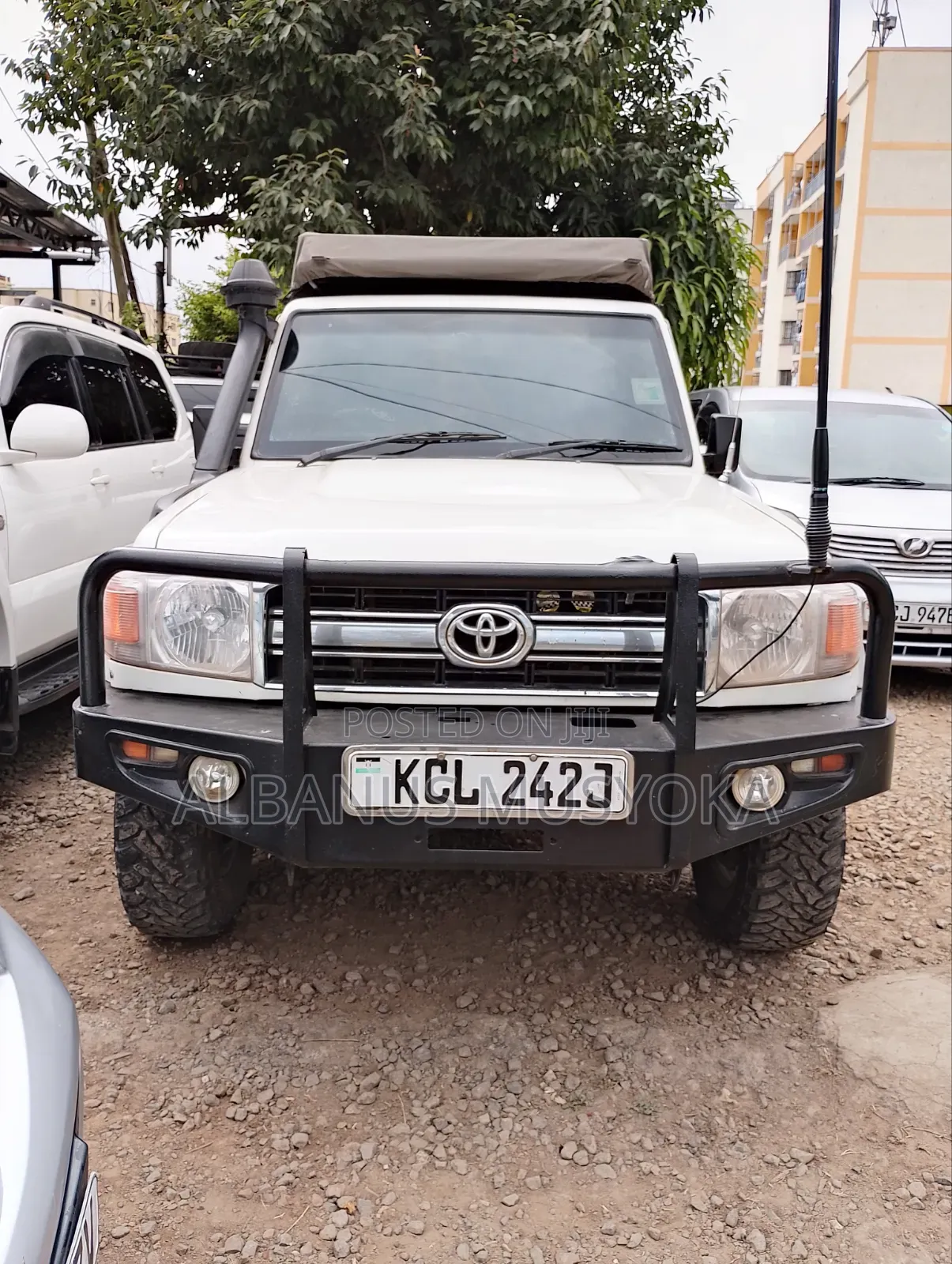 Toyota Land Cruiser 2012 White