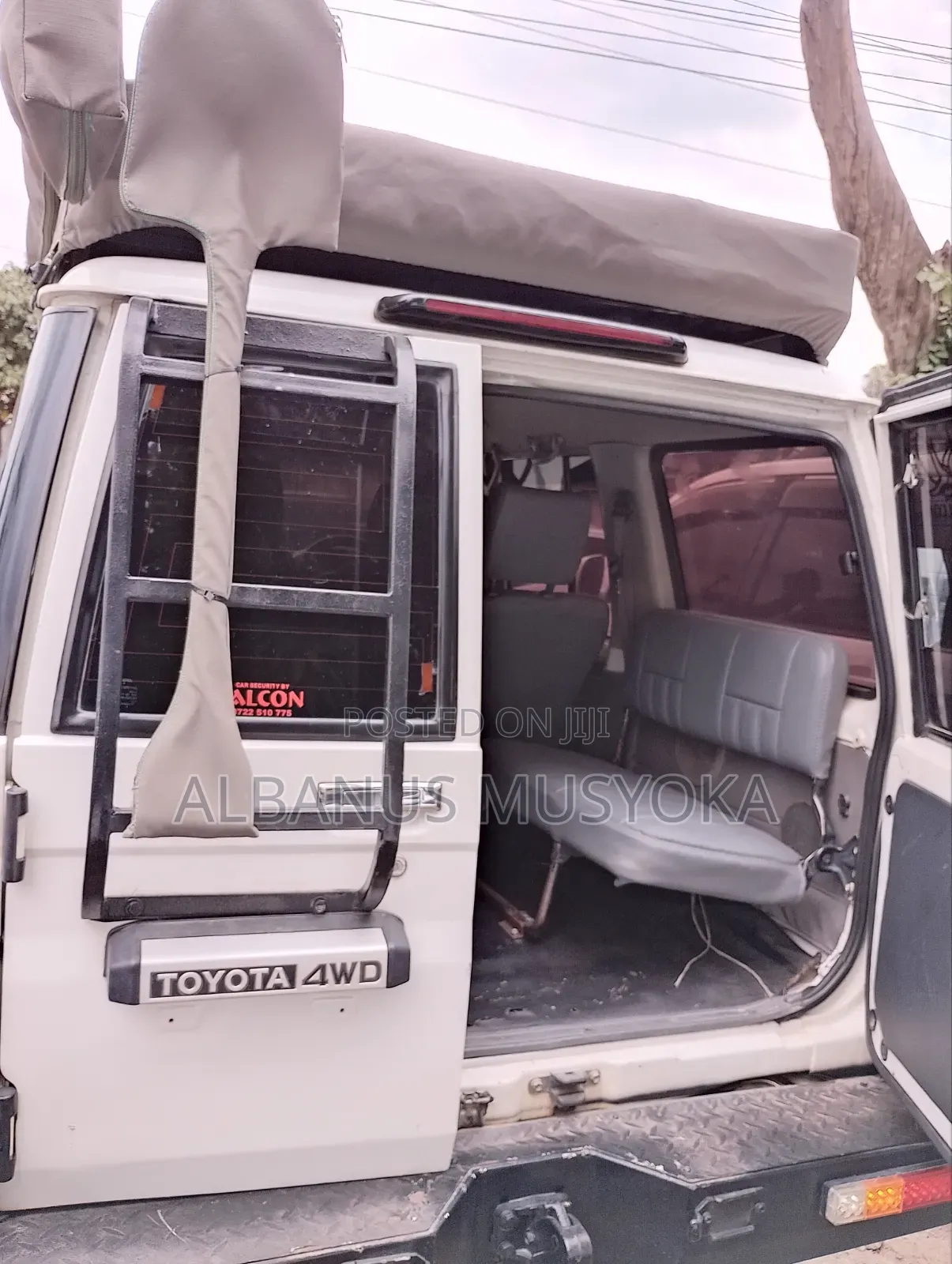 Toyota Land Cruiser 2012 White