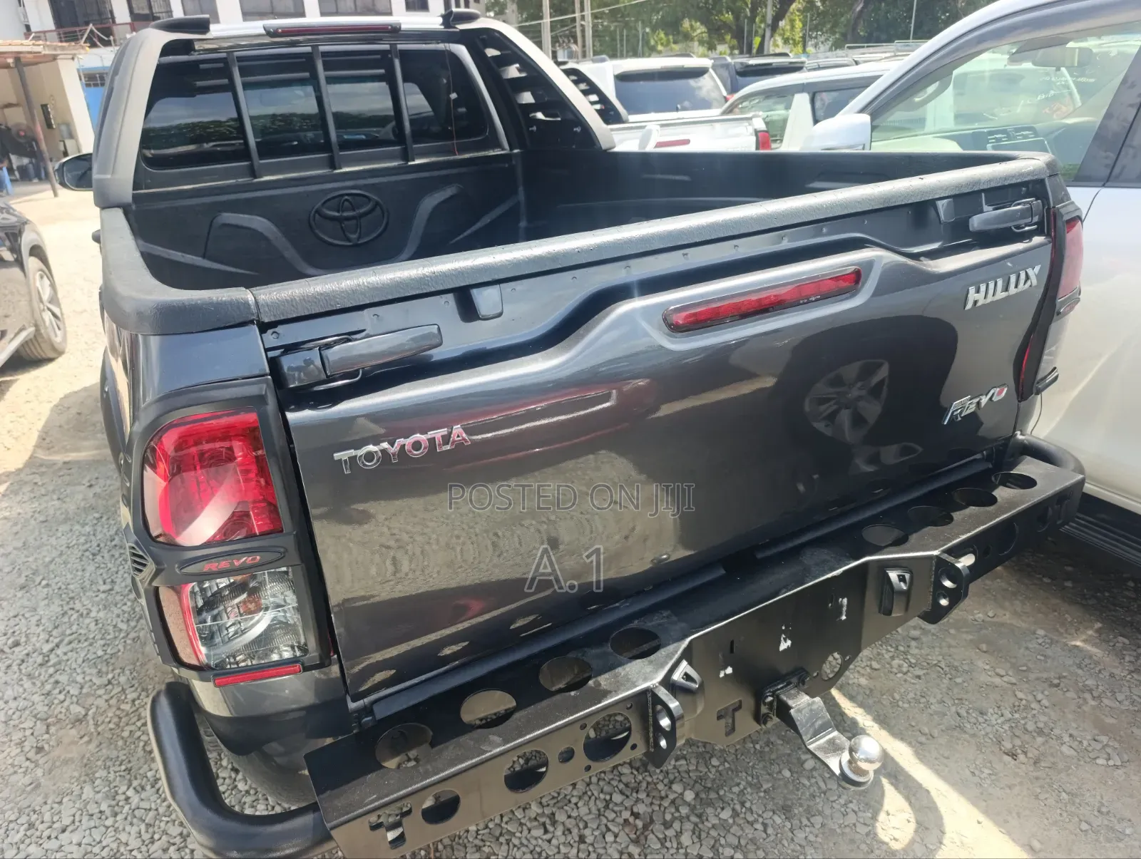 Toyota Hilux 2019 Gray