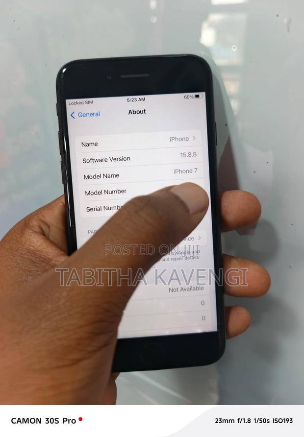 Apple iPhone 8 128 GB Black - thumbnail 2